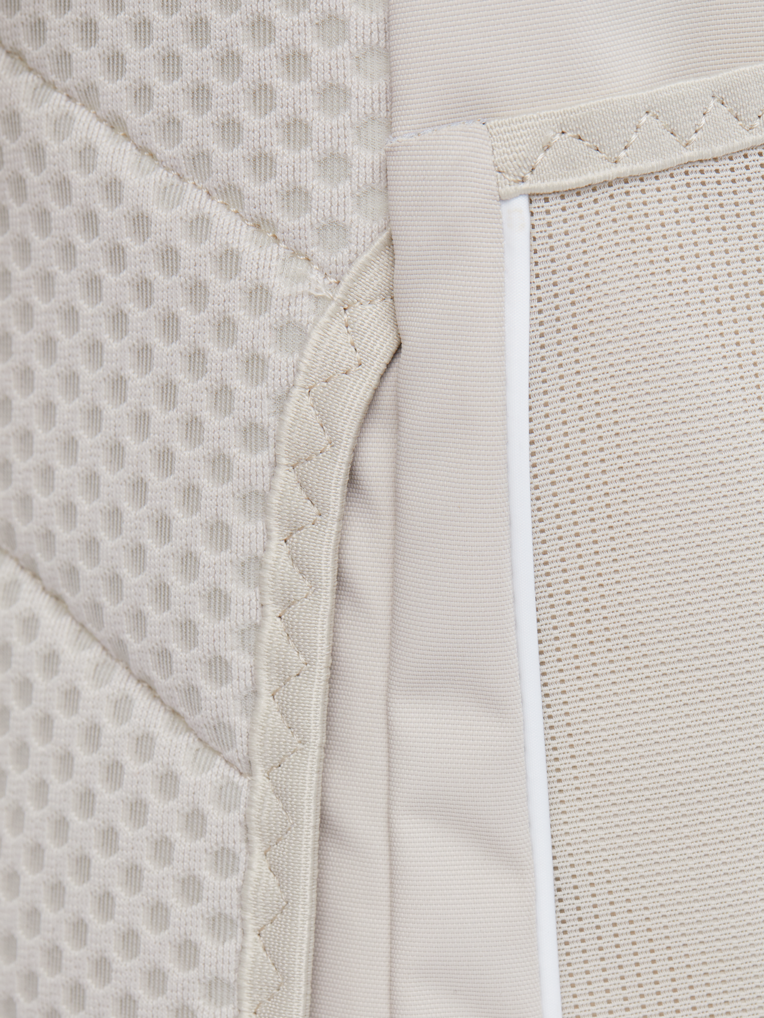 pinqponq-backpack-Blok-Medium-Cliff-Beige-detail