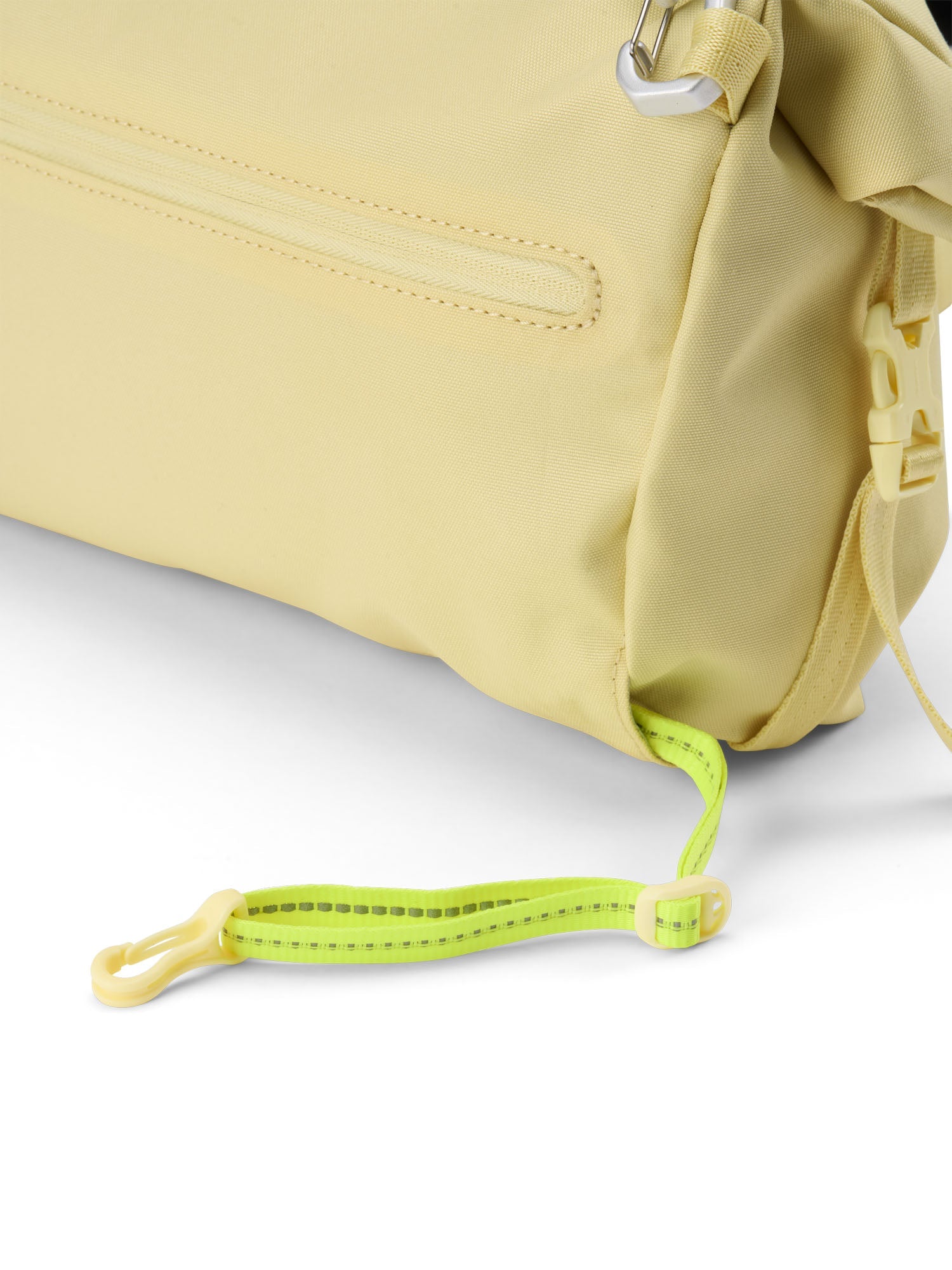 Aksel - Buttercream Yellow