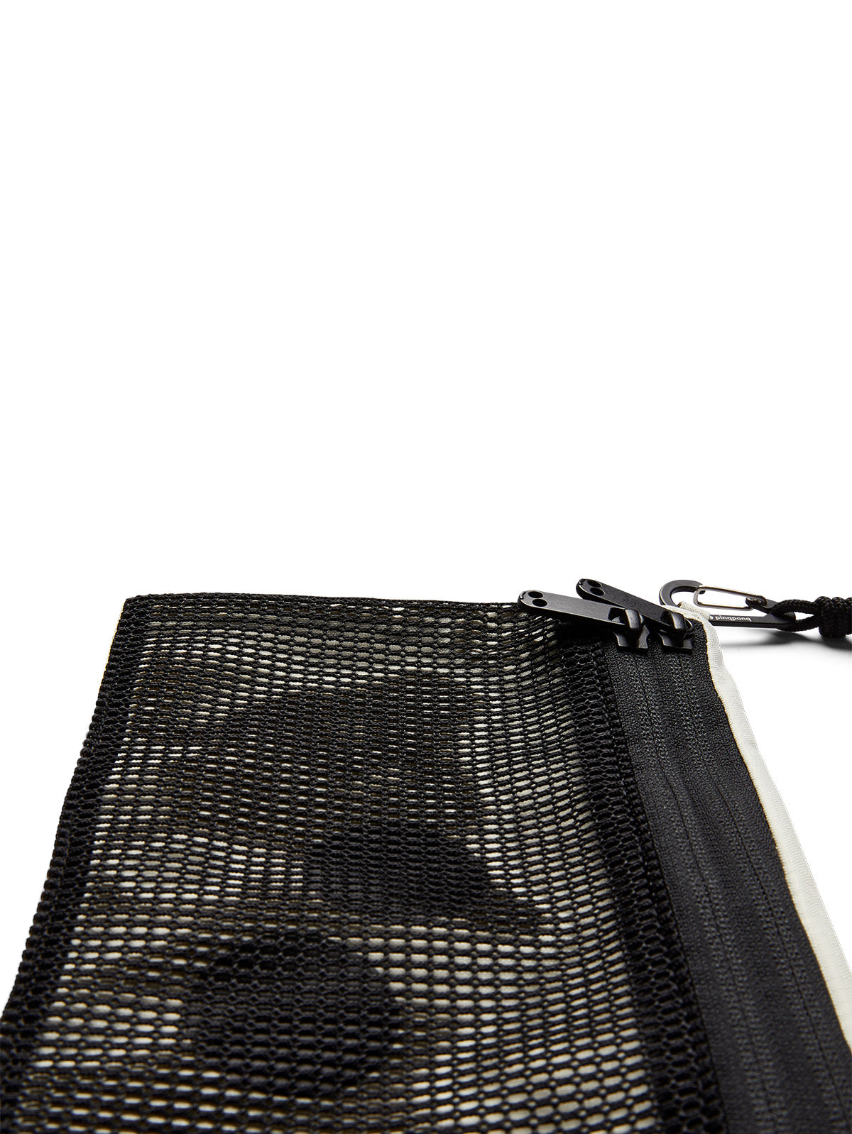 pinqponq-chest-bag-Flak-Large-Pure-Ecru-material