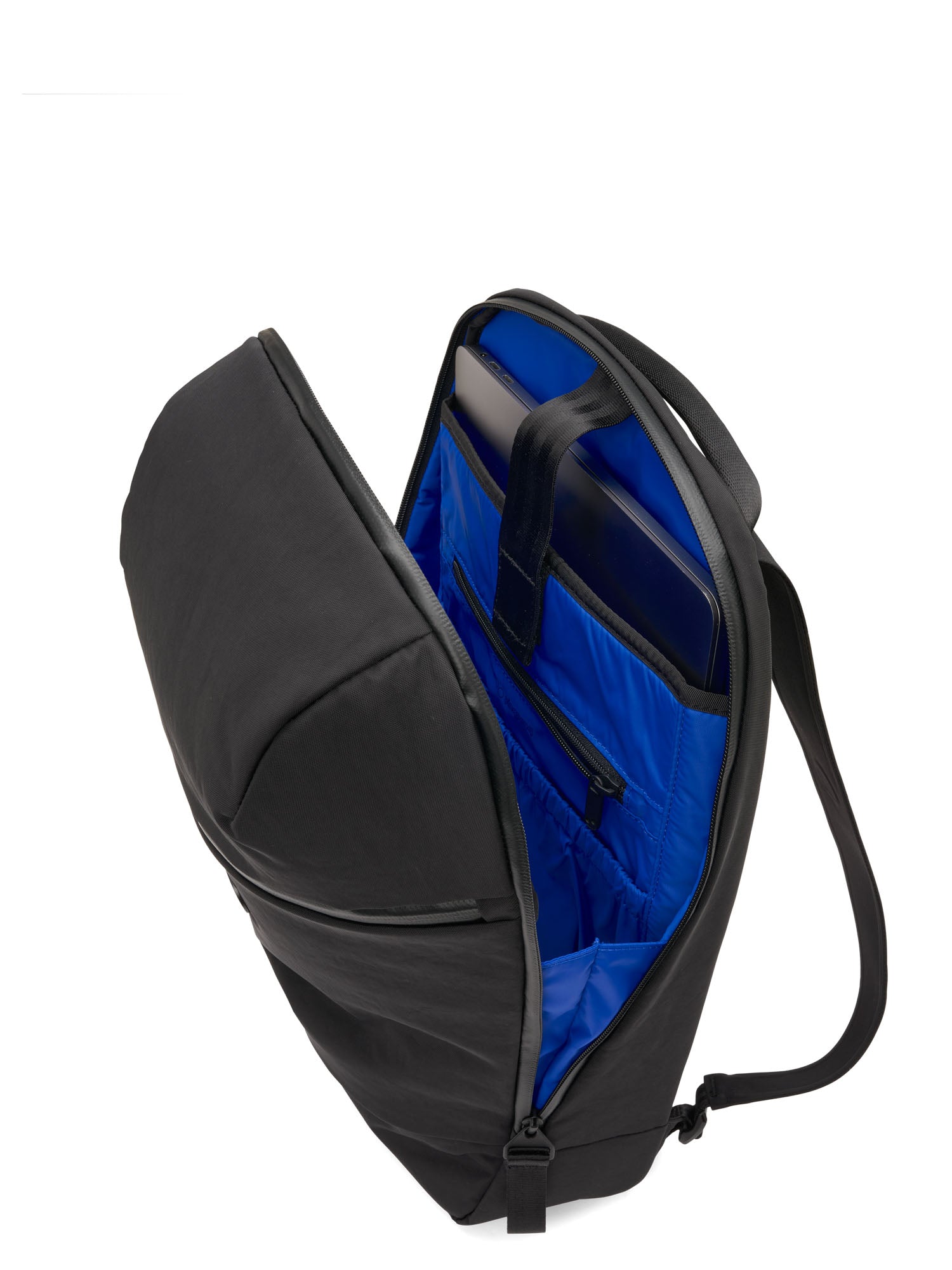 pinqponq-Kontor-Crinkle-Black-openshot