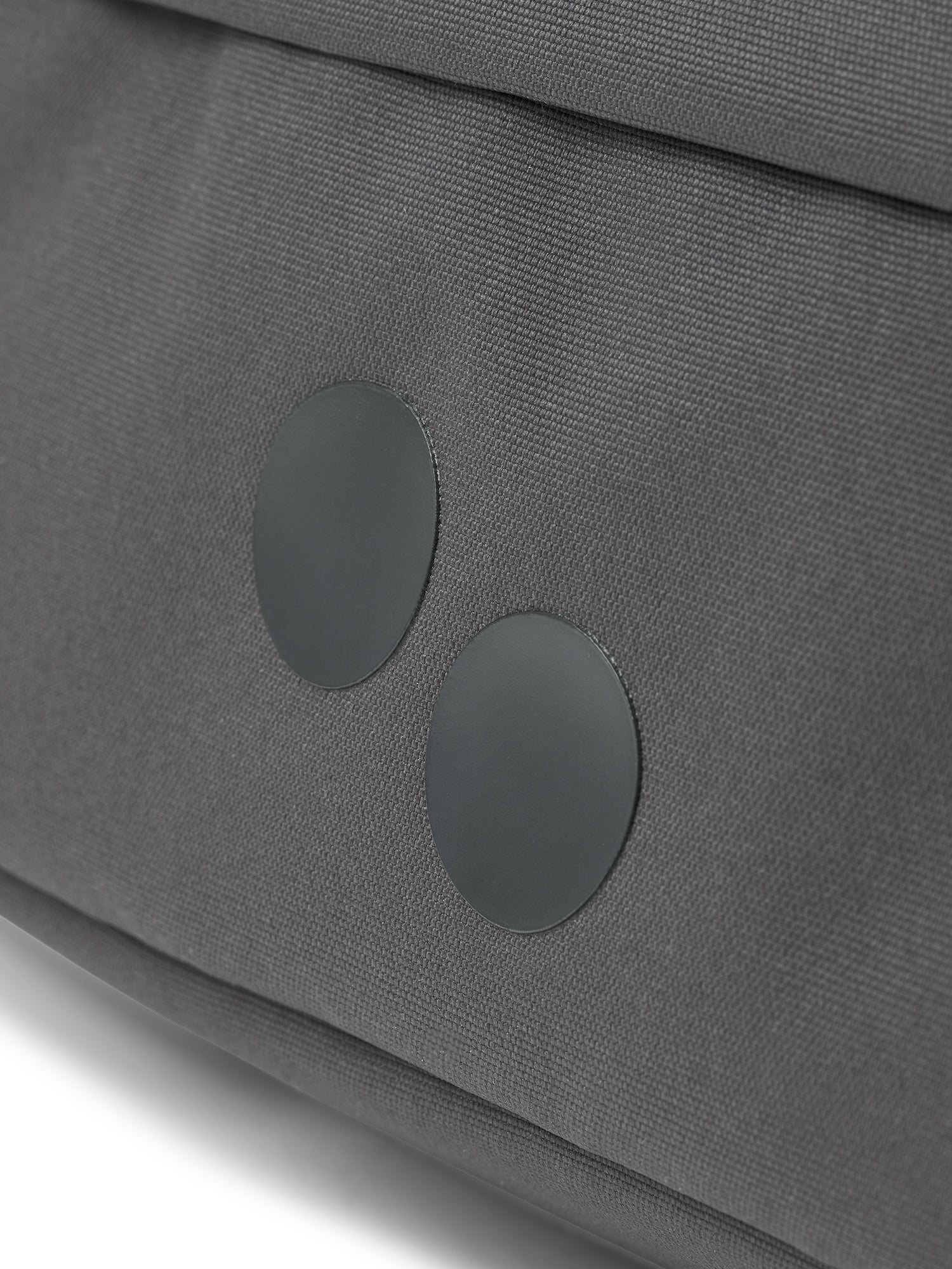 pinqponq-Washbag-Deep-Anthra-closeup-details